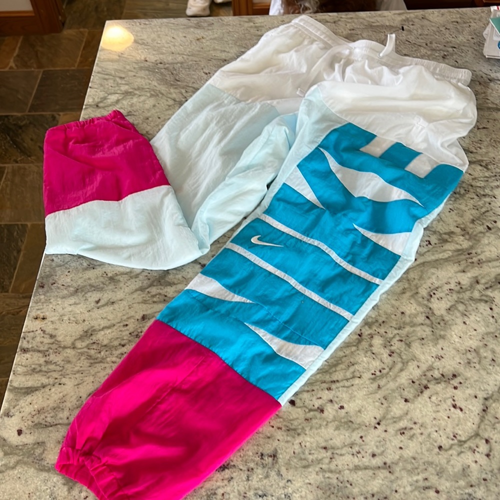 Nike Retro Vintage Windbreaker Nylon Track Pants New Never Worn White Pink Blue